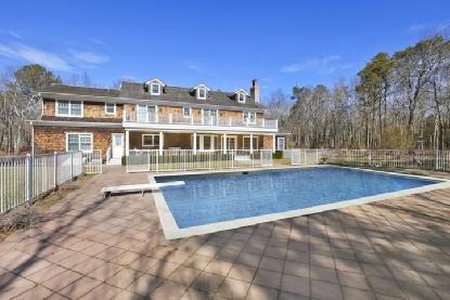 Building Photo - 1457 Deerfield Rd