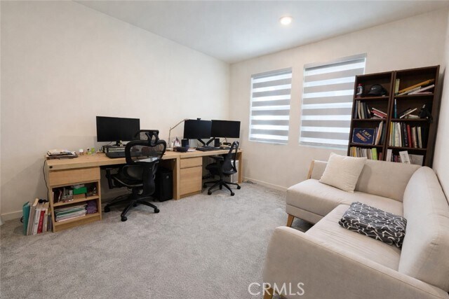 Foto del edificio - 2957 W Lincoln Ave