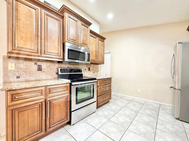 Foto del edificio - 1150 W Lark Dr