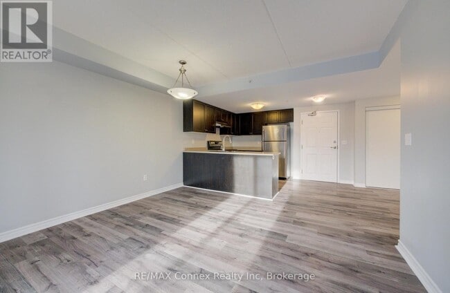 Photo du bâtiment - 67 Kingsbury Square