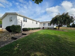 Building Photo - 319 Co Rd 1675