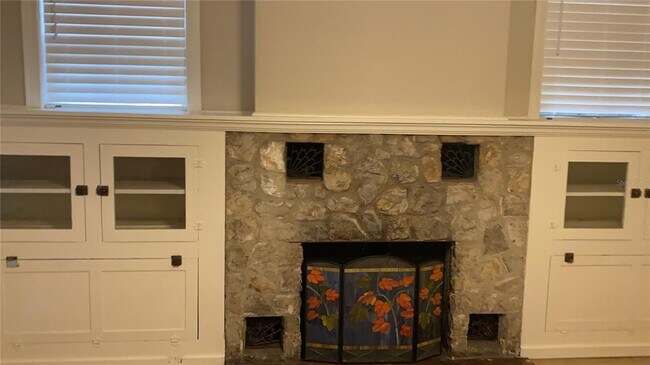Foto del edificio - 404 SW 3rd Ave