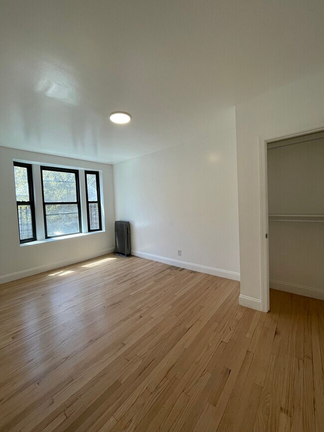 Foto del edificio - 295 W 150th St