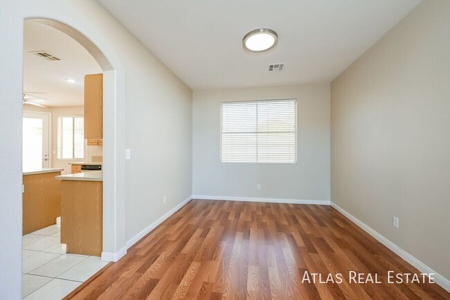 Building Photo - 8917 Coral Shale St
