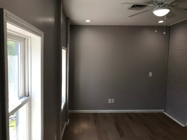 Building Photo - 29 Elberon Pl