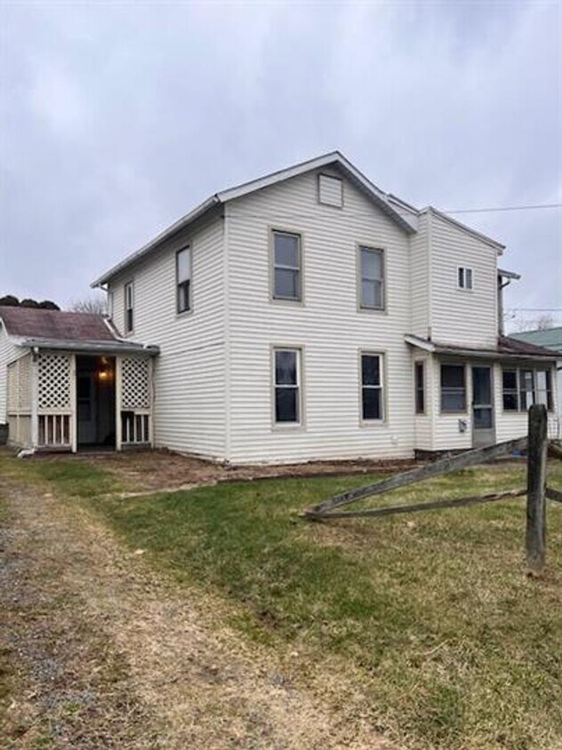 Primary Photo - 27 N 11th St