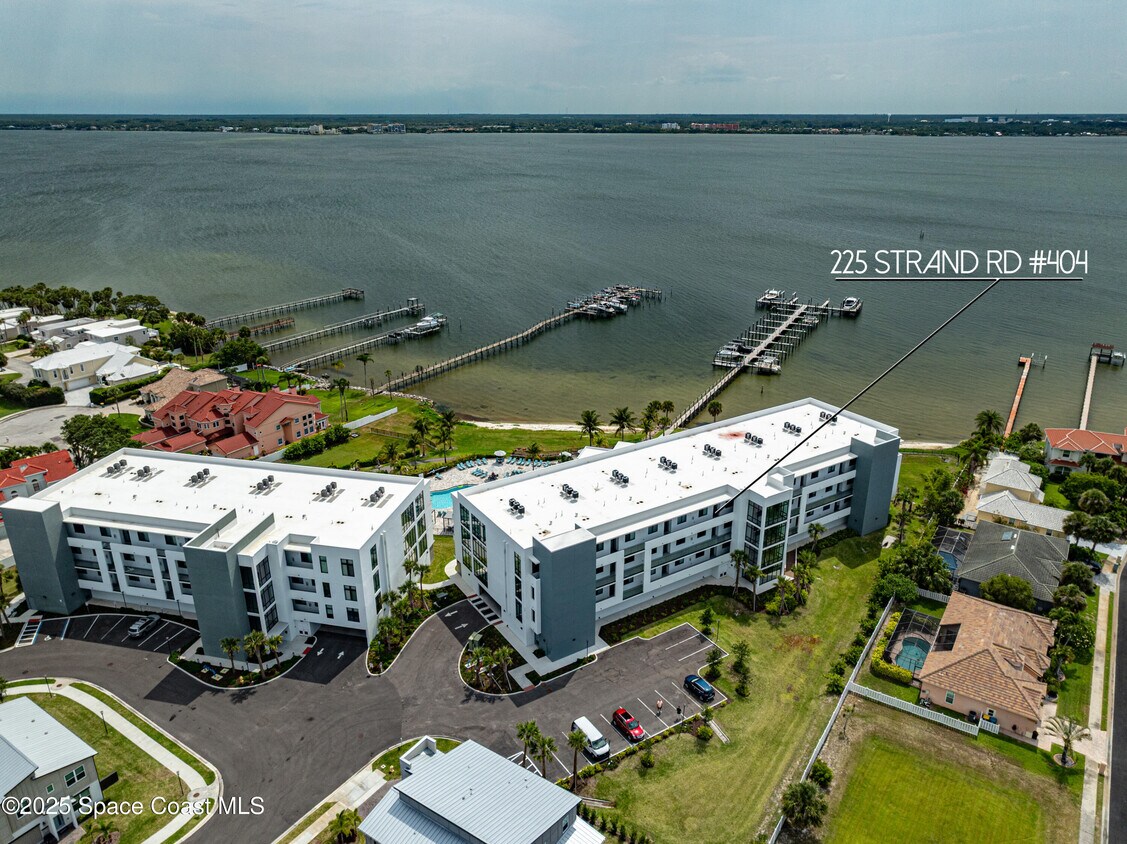 Foto principal - 225 Strand Dr