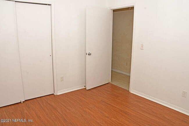 Building Photo - 164 Vista Grande Dr