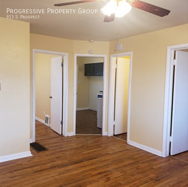 Foto del edificio - 913 S. Prospect-