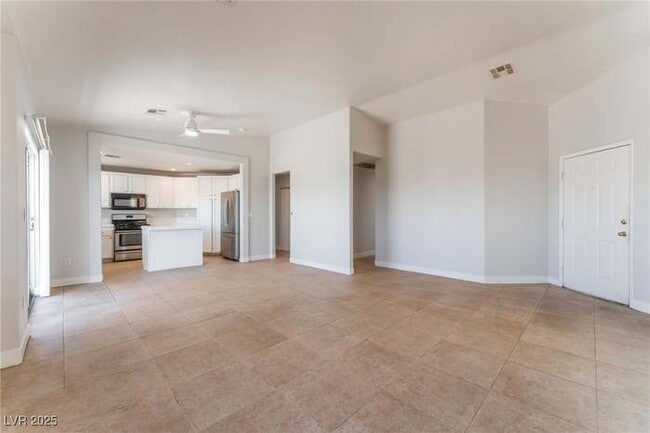 Foto del edificio - 2111 Hollow Oak Ave
