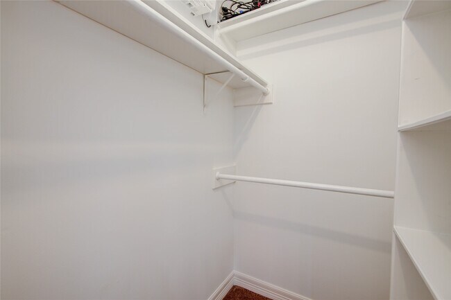 Foto del edificio - 8906 Herts Rd