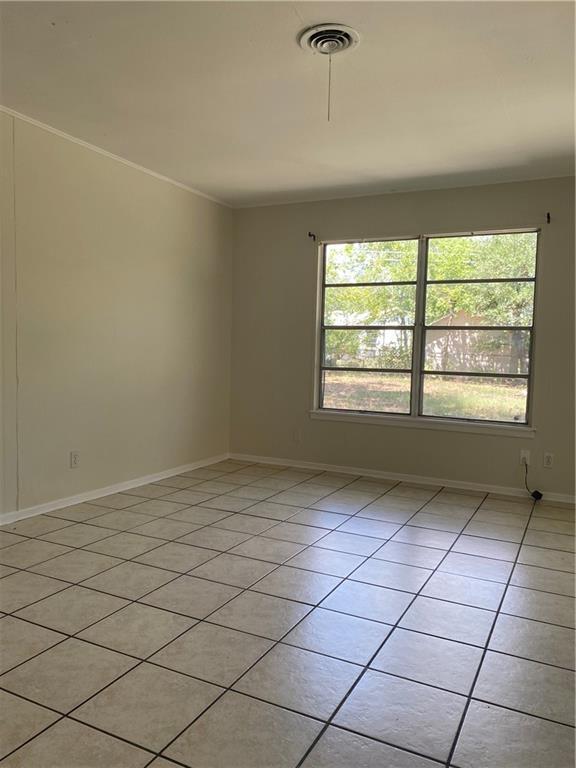 Building Photo - 1616 Glencrest Dr