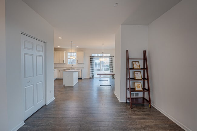 Foto del edificio - 4449 Monroe Ct