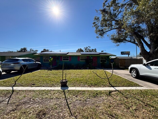 Building Photo - 10598 67th Ave