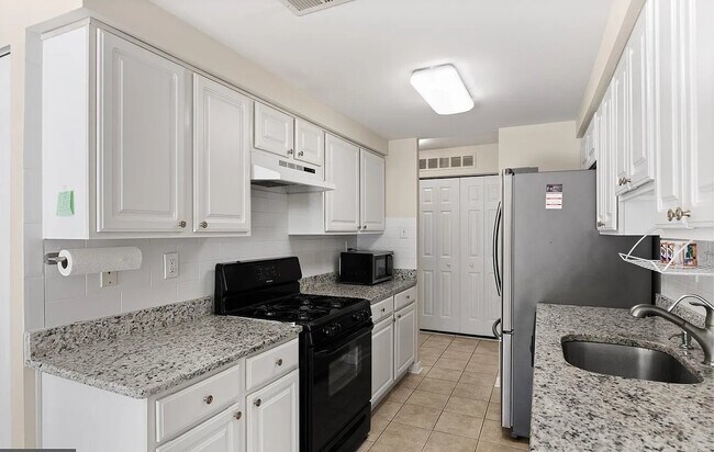 Foto del edificio - 118 Aspen Ct