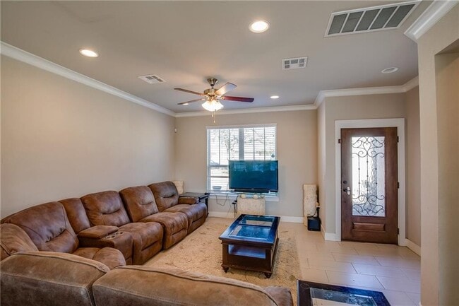 Building Photo - 9707 McKnight Lp