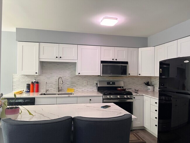 Foto del edificio - 8403 Morgan Ln