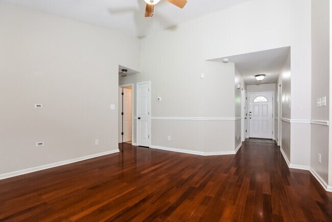 Foto del edificio - 3810 Tyler Bluff Ln