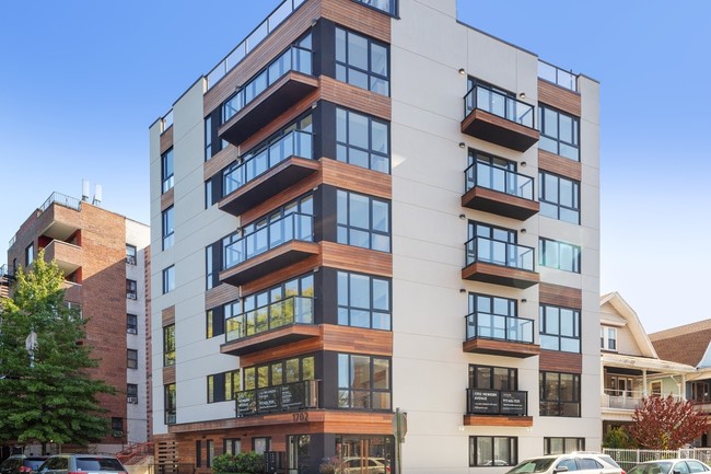 Building Photo - 1702 Newkirk Ave