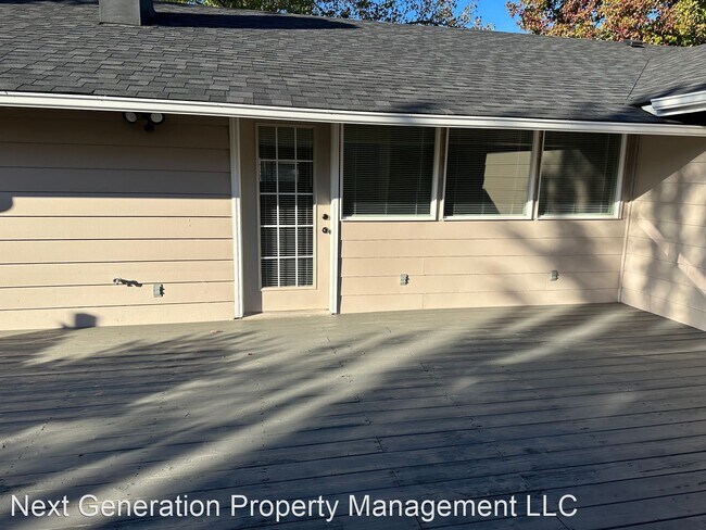 Building Photo - 2 br, 1 bath House - 1154 Clinton Dr.