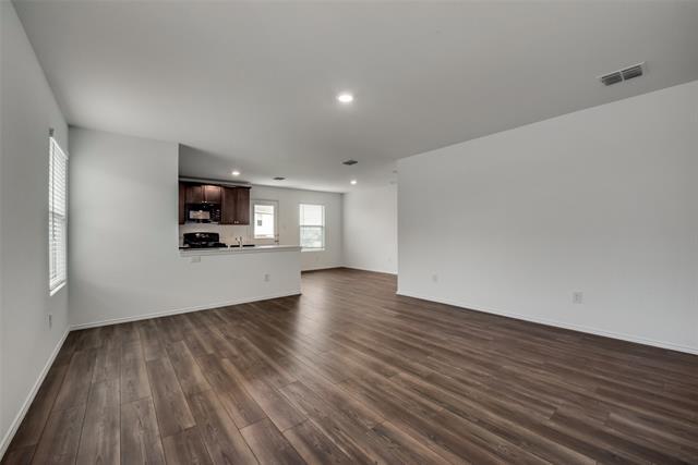 Foto del edificio - 8445 Fawn Creek Dr