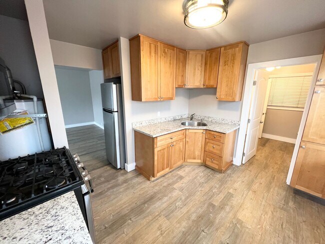 Foto del edificio - Gorgeous One-Bedroom, One-Bathroom Home Lo...