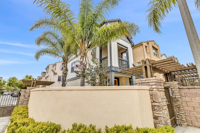 Building Photo - 818 W Tribella Ct