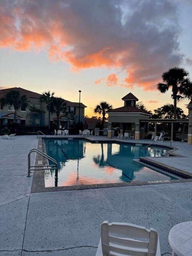 Foto del edificio - 2 Bed/2 Bath Condo with Garage in Lakes at Viera East