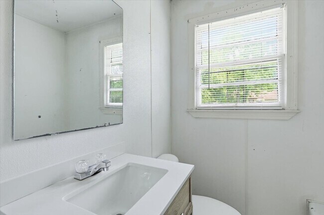 Foto del edificio - Charming 2BR/1BA Single-Family Home for Rent in Pearl, MS