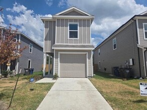 Building Photo - 922 Grebe Dr