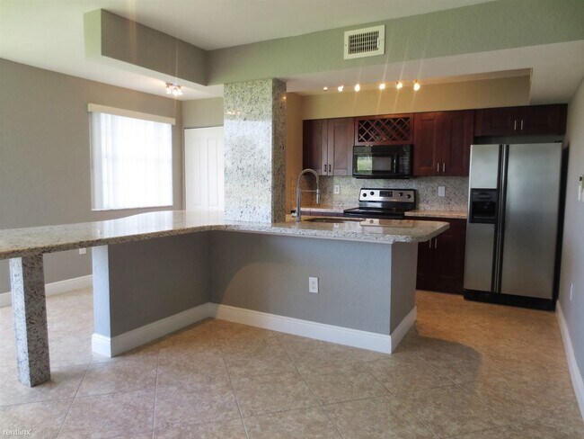 Foto del edificio - 2 br, 2 bath Condo - Lakeview Club 2871 105