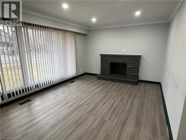 Building Photo - 73 Chipman Ave