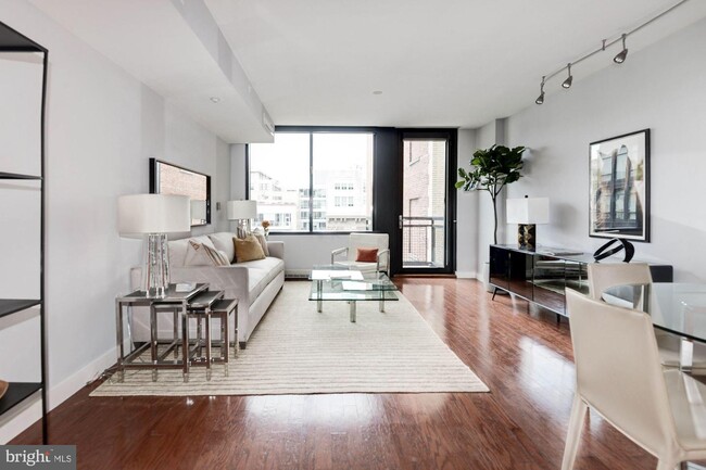 Foto del edificio - 912 F St NW