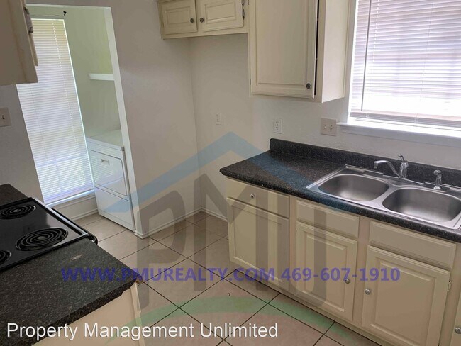 Foto del edificio - 2 br, 2 bath House - 2904 Edd Rd