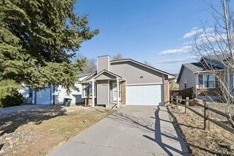 Building Photo - 6470 Lonsdale Dr