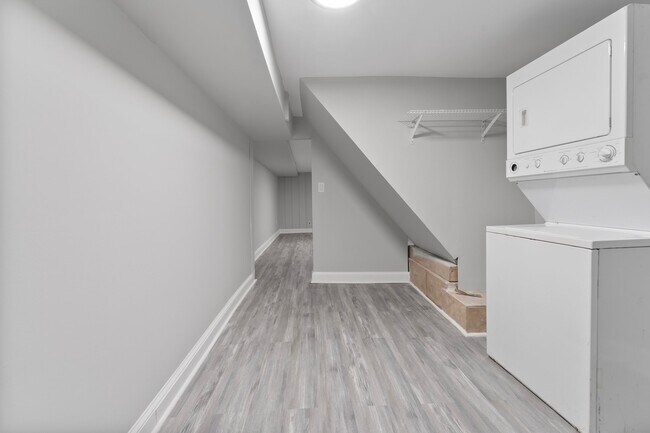 Building Photo - 1023 Harlem Ave