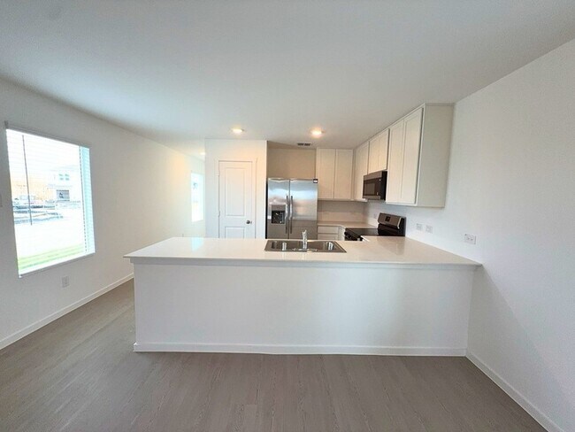 Foto del edificio - 6220 Sandpiper Ln