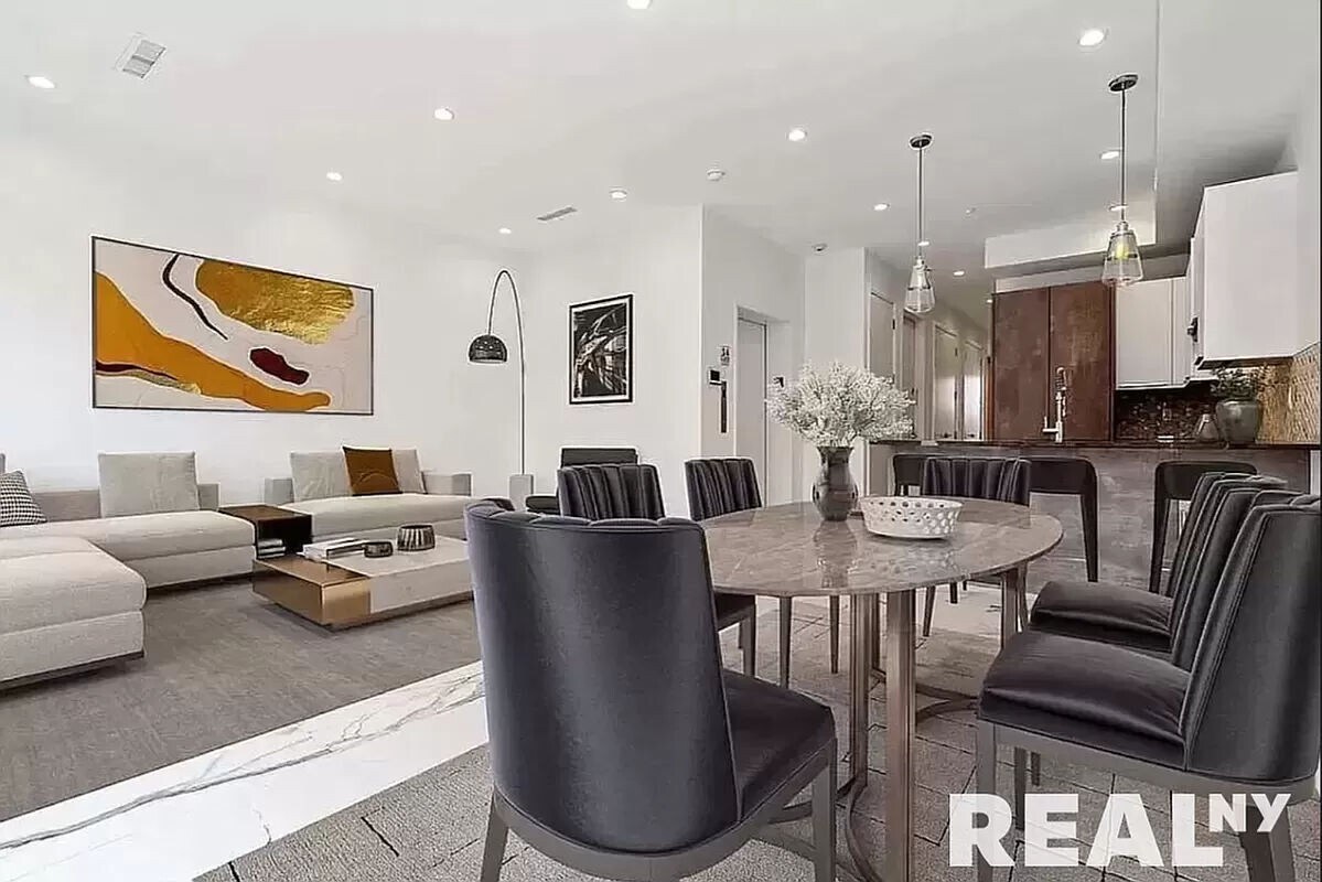 Primary Photo - 127 Avenue D