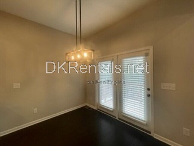 Foto del edificio - 944 Hewitt Dr SE