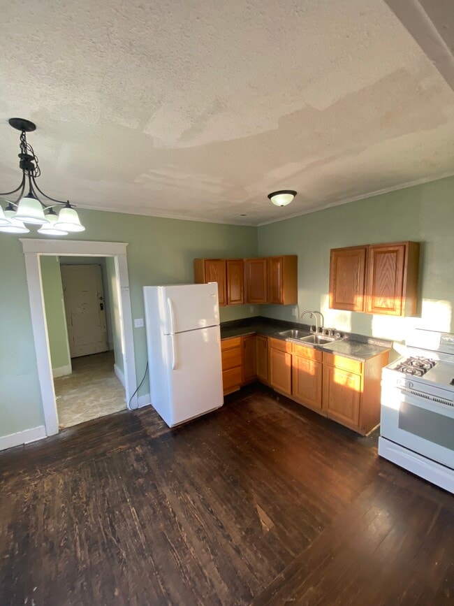 Cocina - 33 Frelinghuysen Ave