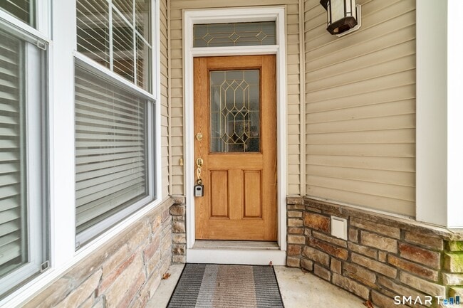 Building Photo - 13 Paulding Terrace