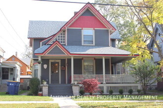 Building Photo - 254 Henry Ave SE