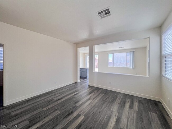 Building Photo - 8913 Kingswood Dr
