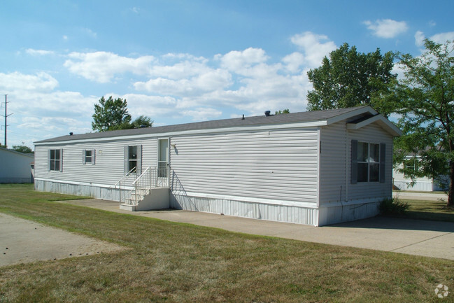 Foto del edificio - Parkwood Mobile Home Community