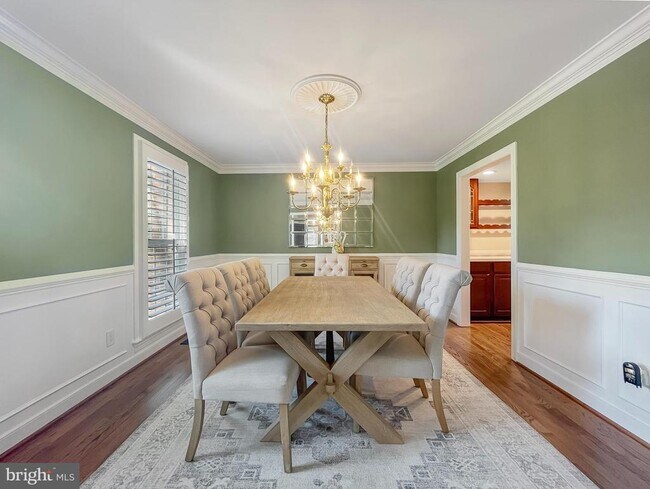 Foto del edificio - 15478 Waters Creek Dr