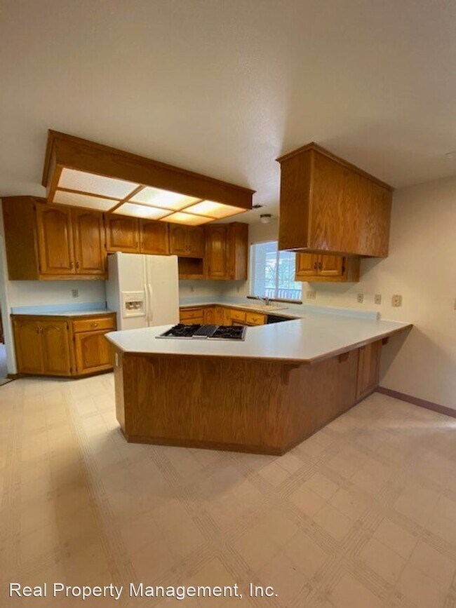 Building Photo - 3 br, 2 bath House - 839 Blackstone Ct