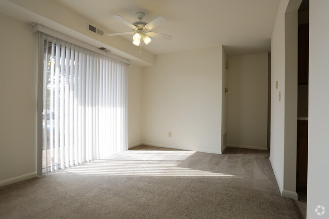 Interior Photo - White Birch Apartments
