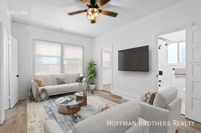 Building Photo - 1344 4th St