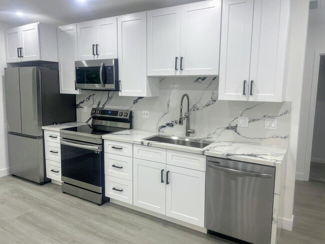 Building Photo - 19057 Friar St