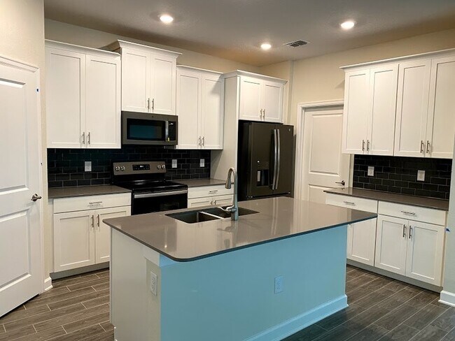 Foto del edificio - 11440 Satire St